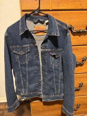 Levi's Dark Blue Denim Trucker Jacket